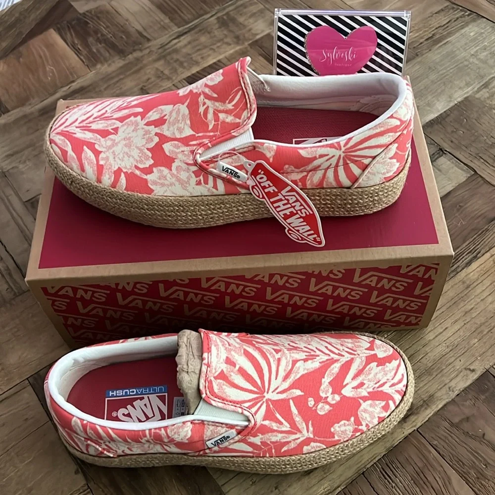 🔥 Vans Tropical Floral Platform Espadrille
Slip Ons NWT - Picture 8 of 9
